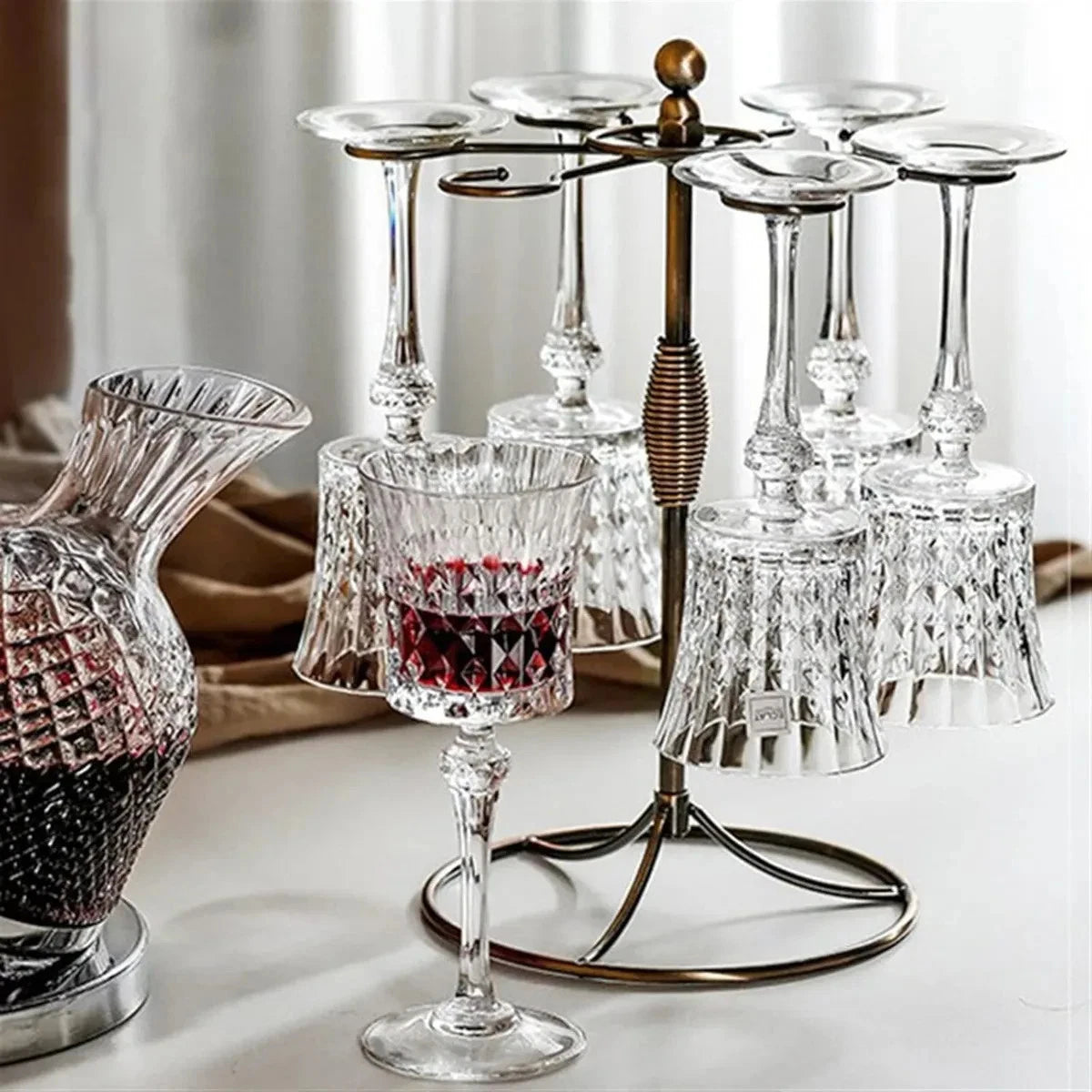 White Crystal Wine Glass, Perfect for Parties Bar Restaurant Decorative, 1 Piece